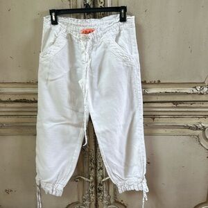 JUICY COUTURE linen ankle pants w/ ties. Super cool and fun. Gently worn